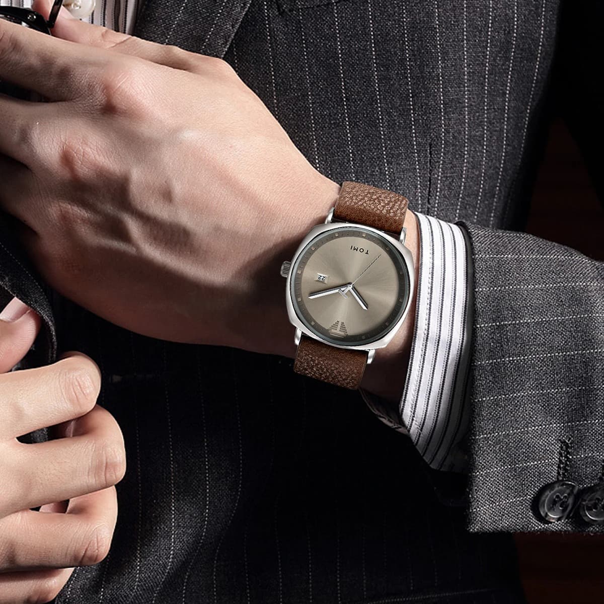 Minimalist Quartz Watch - view 6